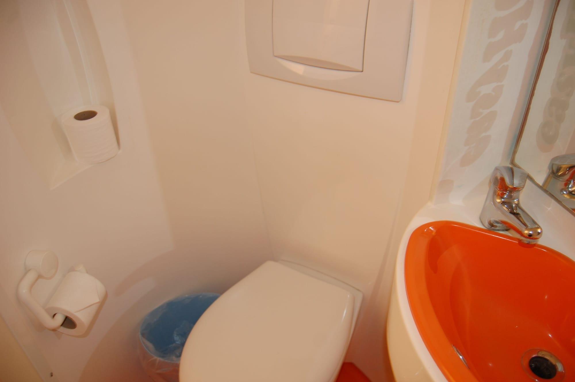 Easyhotel South Kensington Лондон Екстер'єр фото