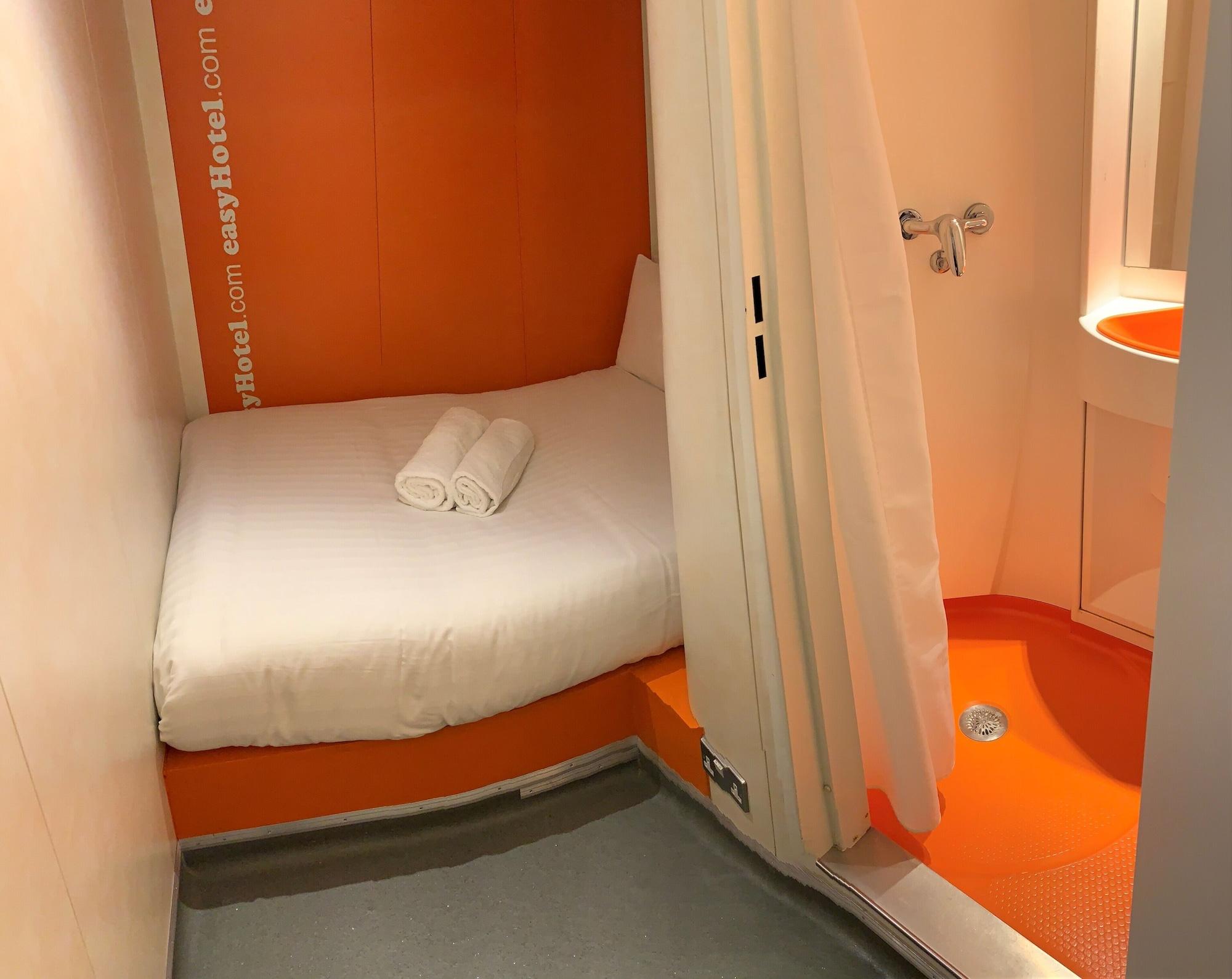 Easyhotel South Kensington Лондон Екстер'єр фото