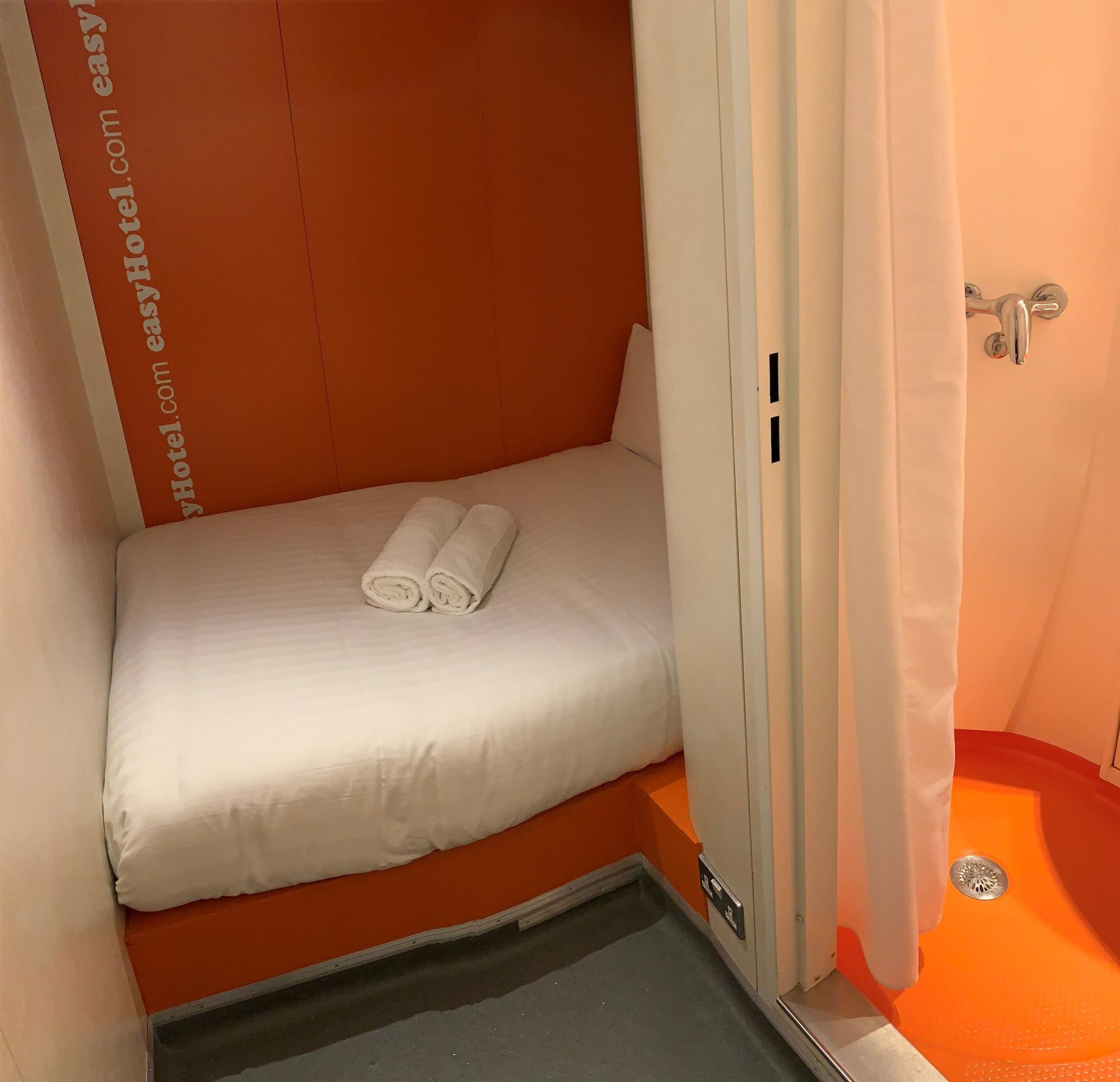 Easyhotel South Kensington Лондон Екстер'єр фото