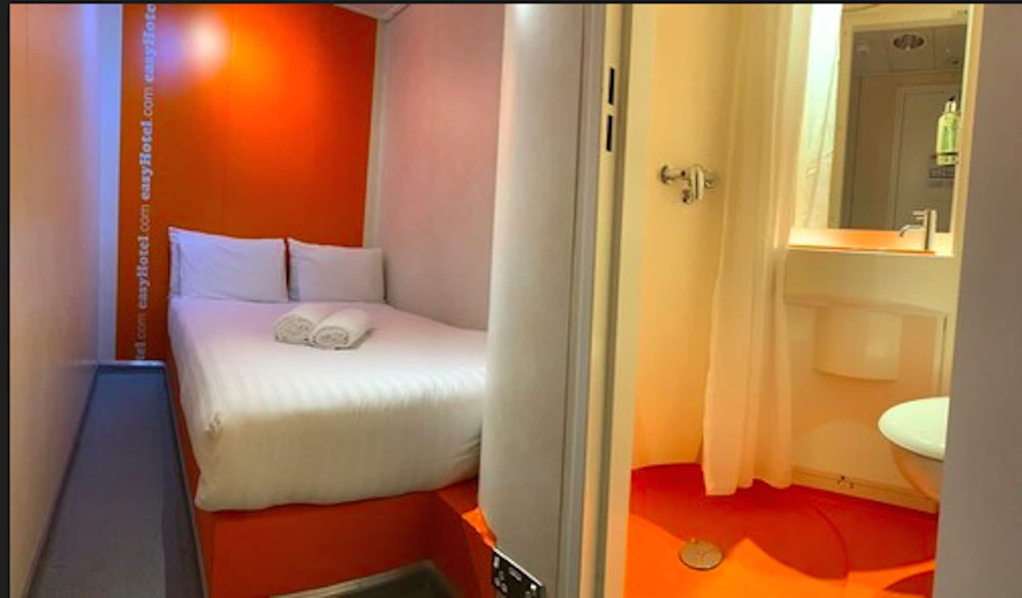 Easyhotel South Kensington Лондон Екстер'єр фото