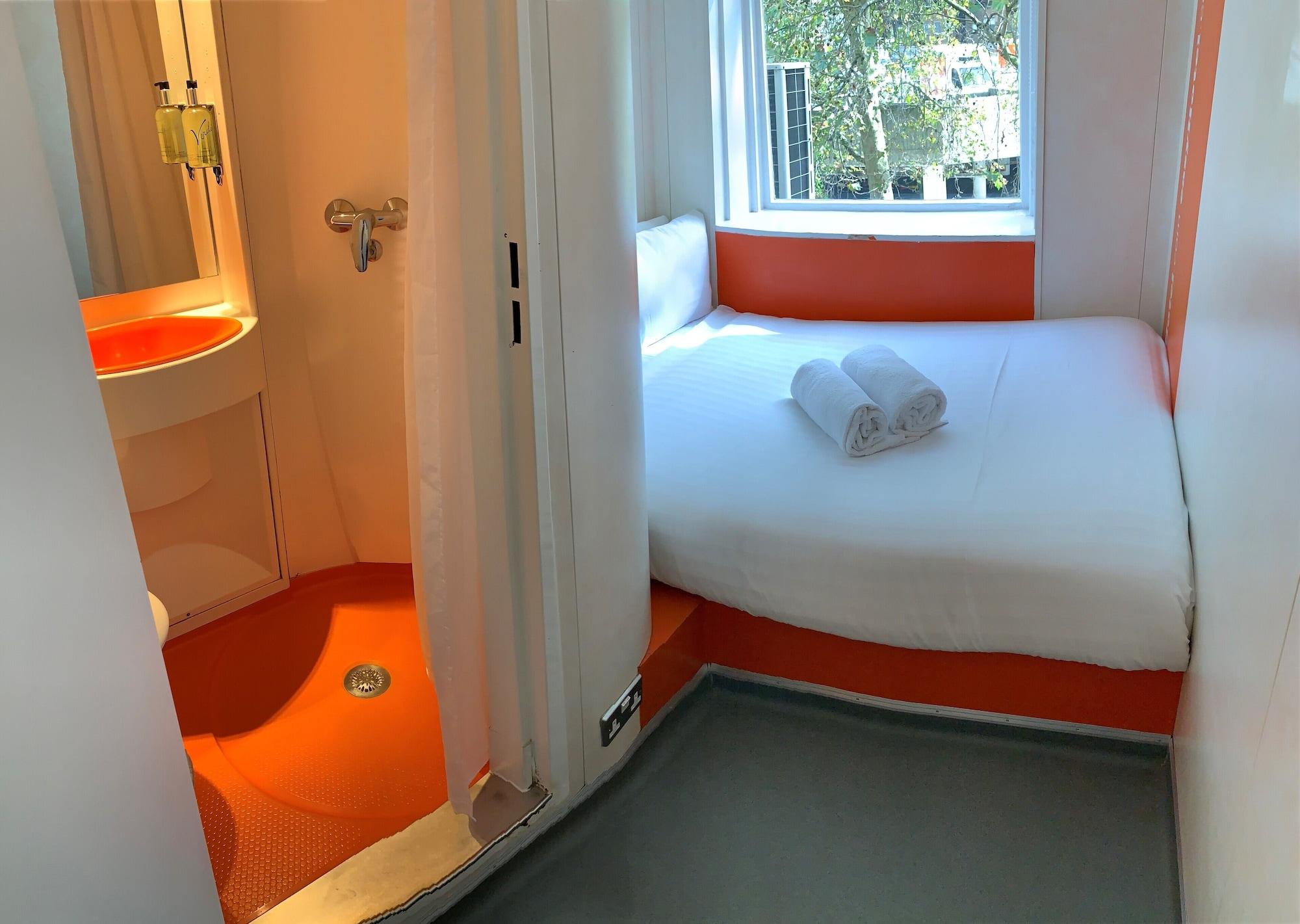 Easyhotel South Kensington Лондон Екстер'єр фото
