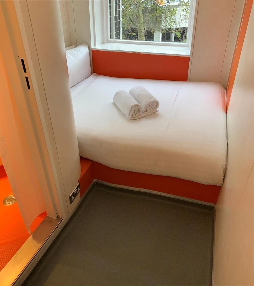 Easyhotel South Kensington Лондон Екстер'єр фото