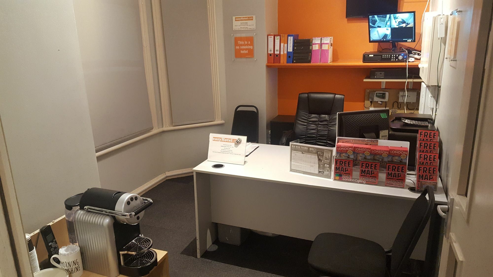 Easyhotel South Kensington Лондон Екстер'єр фото